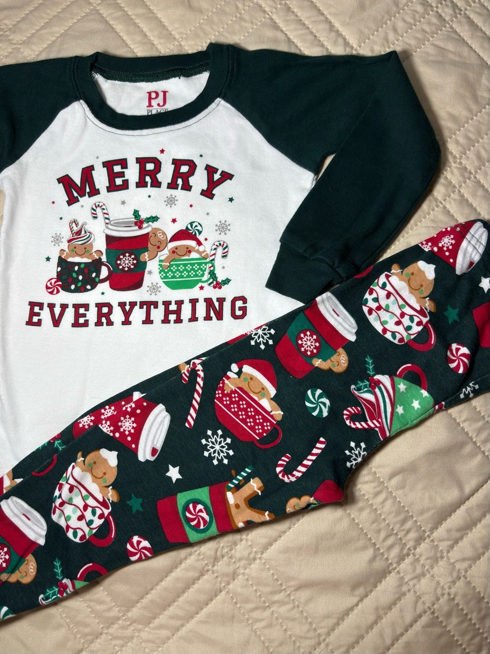 Children’s Place 2T Merry Everything Pajama Set
